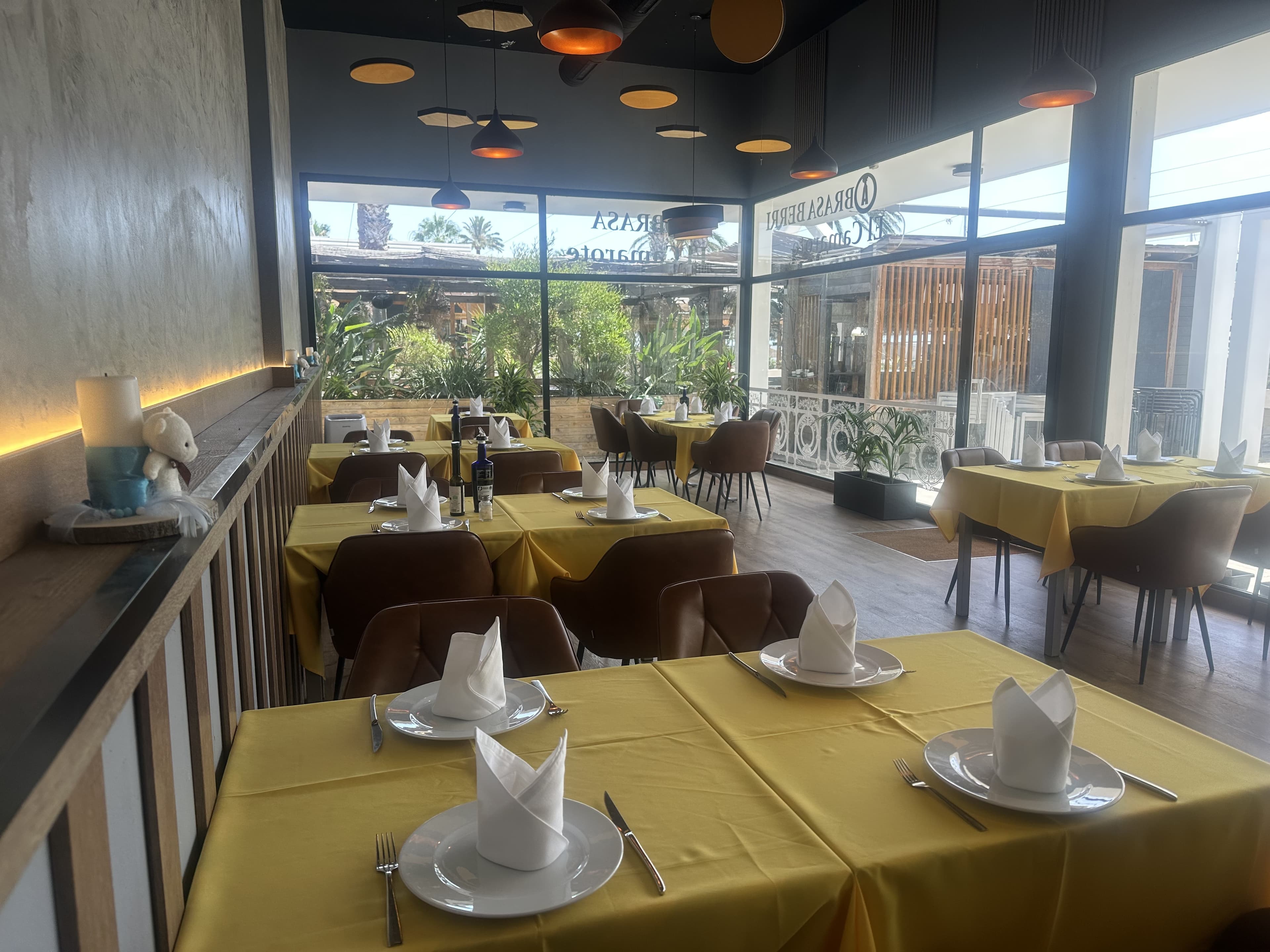 Comedor interior Abrasa Berri Castelldefels