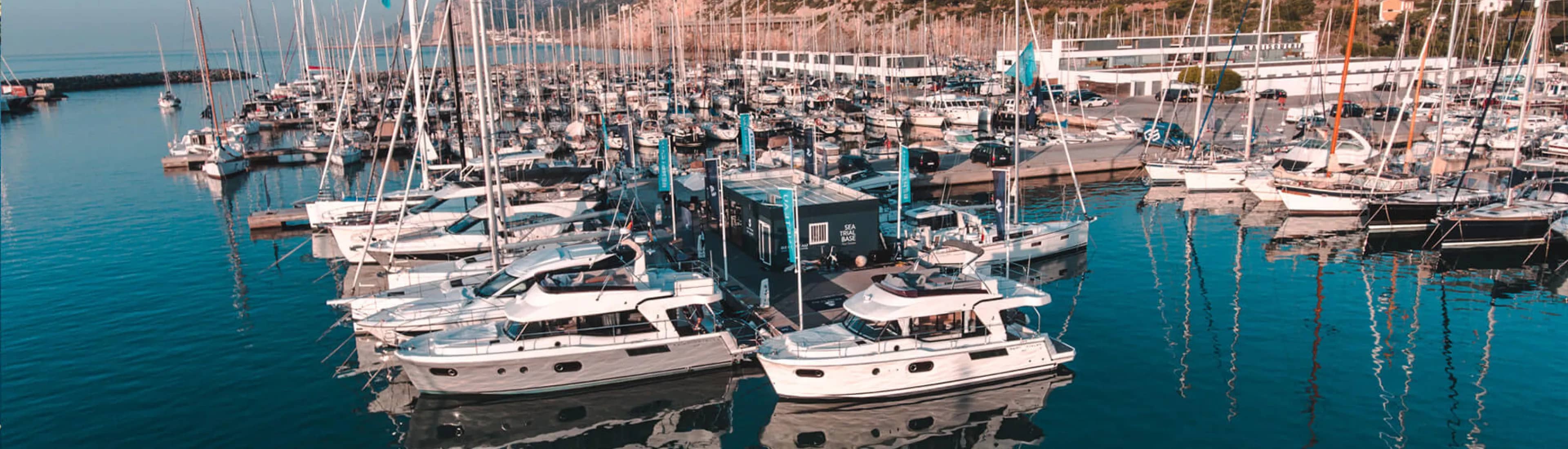 Amarres de Port Ginesta al atardecer, Castelldefels